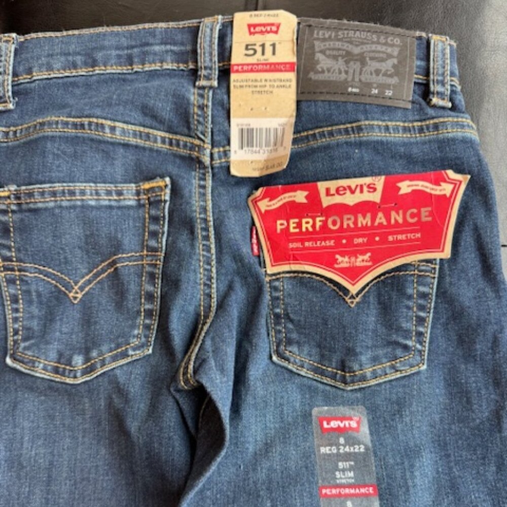 Boys Levis 511 Performance Jeans sz. 8 Regular